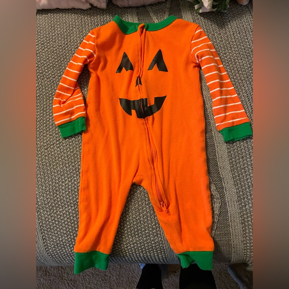 Jack o lantern sleeper